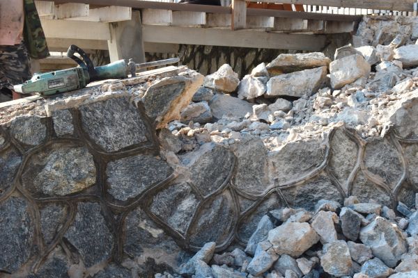 Retaining Wall Demolition in Pflugerville