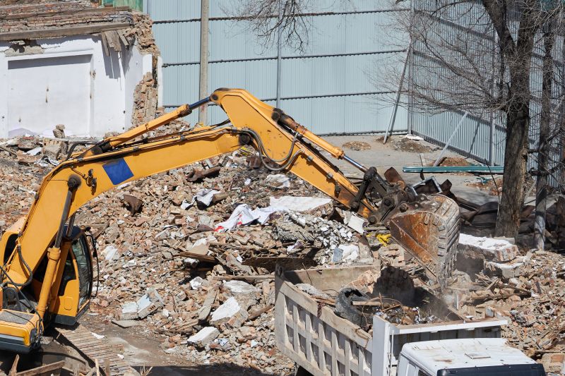 Diverse Demolition Equipment